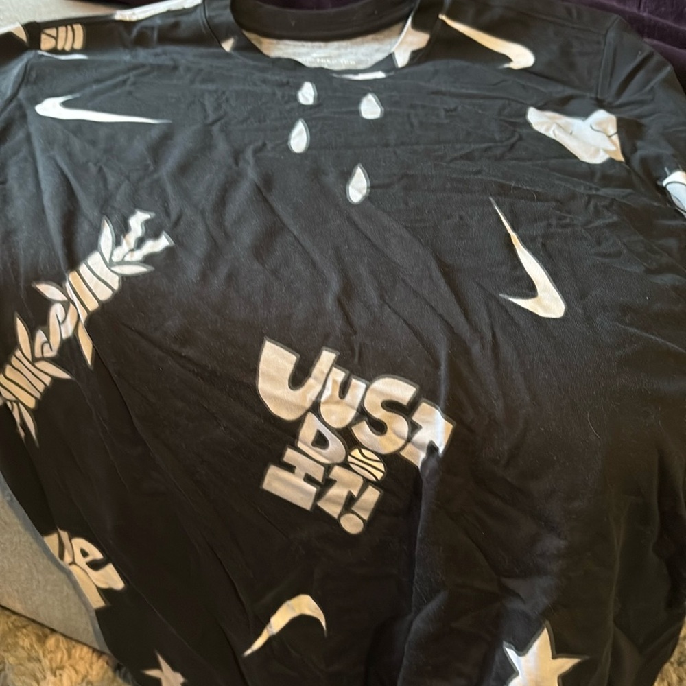 Nike hoops tee brand new with tags